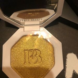 Fenty Killowatt Freestyle Highlighter Trophy Wife